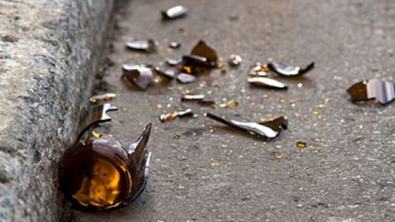Città di Castello, stop a lattine e bottiglie in centro storico: divieto prorogato fino al 10 settembre